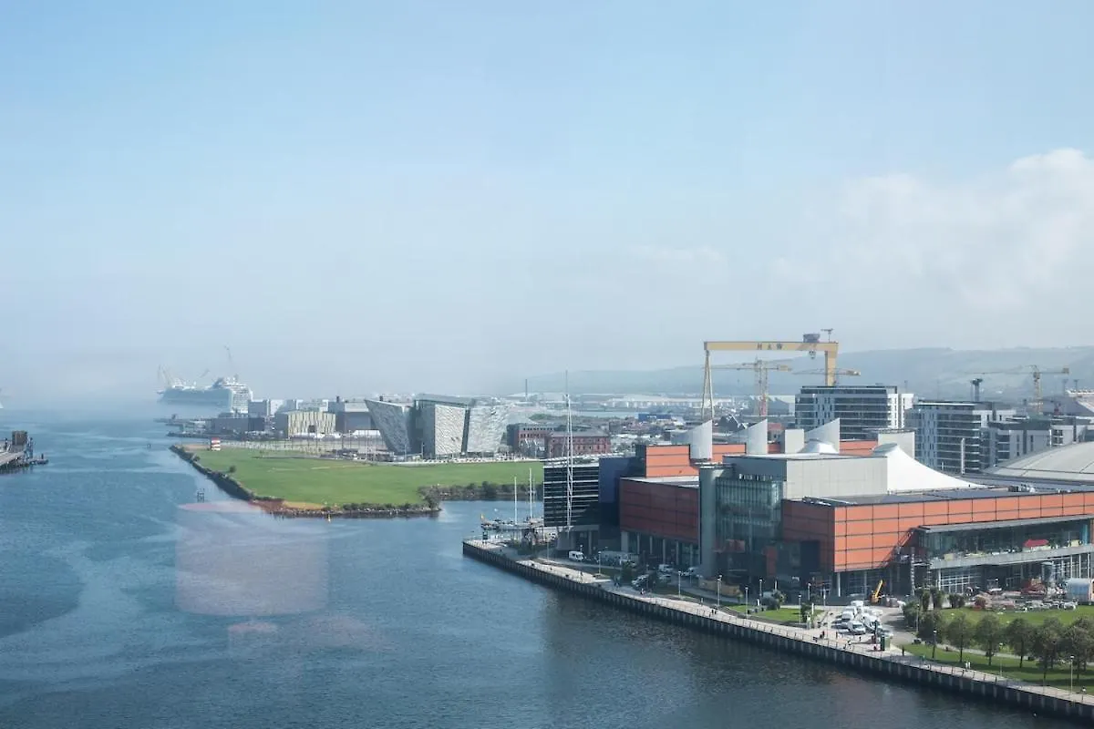 Exclusive High-Floor Apartment With Breathtaking Titanic & Waterfront Views Sleeps 6 Belfast 0*,  Wielka Brytania
